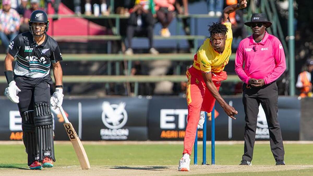 NZ vs ZIM T20I: ১০ বছর পর জিম্বাবোয়েকে টি-২০-তে হারাল কিউইরা