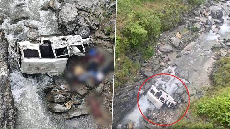 Uttarakhand Accident: উত্তরাখণ্ডে পাহাড়ি রাস্তা থেকে নিয়ন্ত্রণ হারিয়ে ১৫০ ফুট গভীর খাদে পড়ল যাত্রীবোঝাই জিপ, হত ৮
