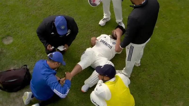 Rishabh Pant Injury Update: পায়ের হাড় ভেঙে বাদ ঋষভ পন্থ, পরিবর্তে এলেও কেন ব্যাট করতে পারবেন না ধ্রুব জুরেল?