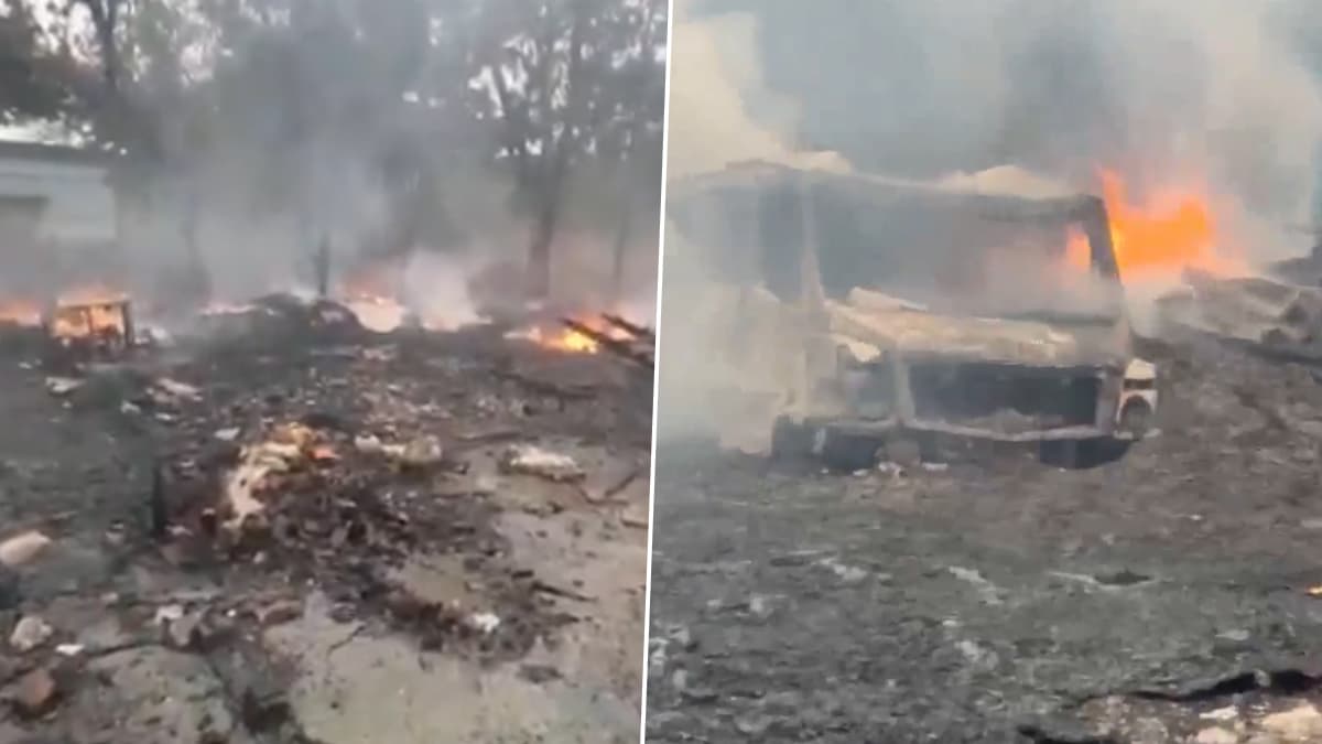 Massive Fire at Navi Mumbai Truck Terminal: গভীর রাতে নভি মুম্বইয়ের ট্রাক টার্মিনালে সাংঘাতিক অগ্নিকাণ্ড, পুড়ে ছাই ৮টি ট্রাক, সকাল অবধিও নিয়ন্ত্রণে এলো না আগুন