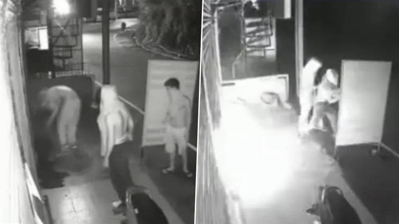 Caught On Camera: মদ কিনতে এসে মদের দোকানে আগুন ধরিয়ে দেওয়ার অভিযোগ, মাতাল যুবকদের কাণ্ড সিসিটিভি ক্যামেরাবন্দি, দেখুন