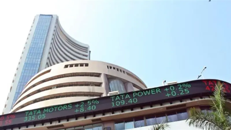 Bomb Threat In Mumbai: 'বিল্ডিংয়ের মধ্যে বোমা রাখা আছে' এবার বম্বে স্টক এক্সচেঞ্জে বোমাতঙ্ক, ঘটনাস্থলে বম্ব স্কোয়াড