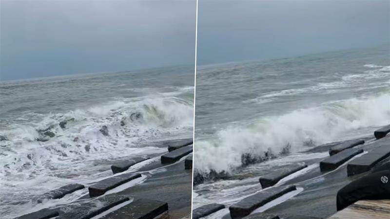 Digha Waves Video: প্রবল বৃষ্টিতে দিঘায় জলোচ্ছ্বাস, সমুদ্রের বিশাল ঢেউ, দেখুন