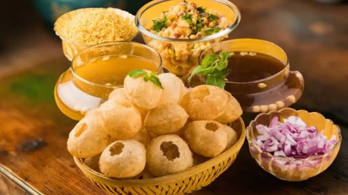How to make pani puri at home: বৃষ্টির দিনে ফুচকা খেতে ইচ্ছা করছে? ঘরেই তৈরি ফেলুন ফুচকা