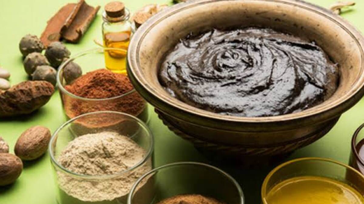 Homemade Chyawanprash Preparation Method: রোগ প্রতিরোধ ক্ষমতা বাড়াতে চবনপ্রাশের বিরাট উপকার। তবে আপনি নিজেই ঘরে তৈরি করে নিতে পারেন। দেখে নিন পদ্ধতি