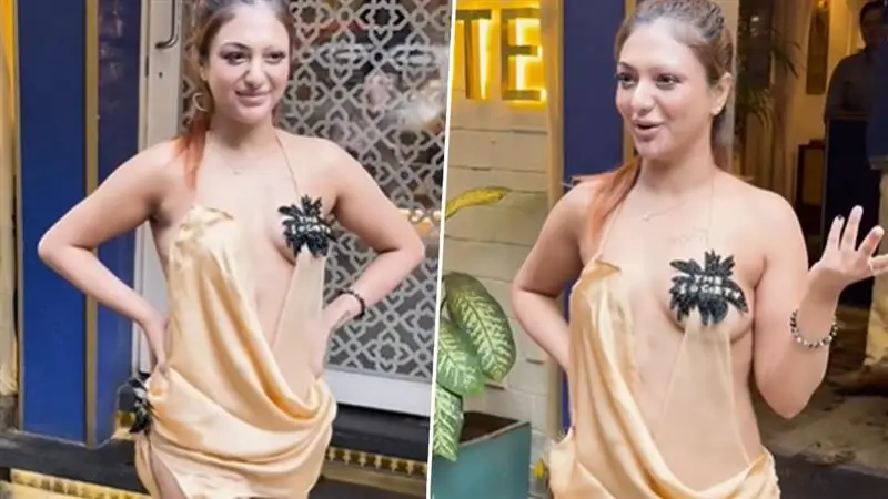 Khushi Mukherjee's Sexy Video: স্তন প্রায় অনাবৃত, পিঠ থেকে পেট সব খোলা, খুশি মুখোপাধ্যায়ের 'সেক্সি' ভিডিয়ো ভাইরাল