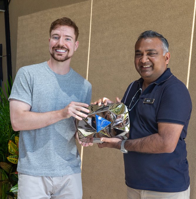 MrBeast YouTube Subscribers: ইউ টিউবে ৪০ কোটি সাবস্ক্রাইবার হয়ে নজির মিস্টার বিস্টের, উপহারে কী পেলেন জিমি ডোনাল্ডসন