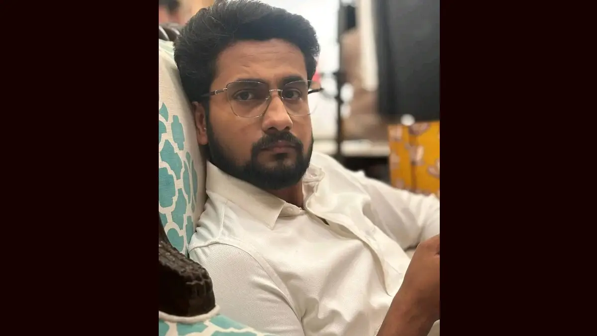 Writwik Mukherjee Viral Video: ঋত্বিক মুখোপাধ্য়ায়ের ভাইরাল ভিডিয়ো, সাহেব ভট্টাচার্যের পর টলি পাড়ার এই জনপ্রিয় অভিনেতার নগ্ন ভিডিয়ো লিকড সোশ্যাল মিডিয়ায়? দায়ের অভিযোগ