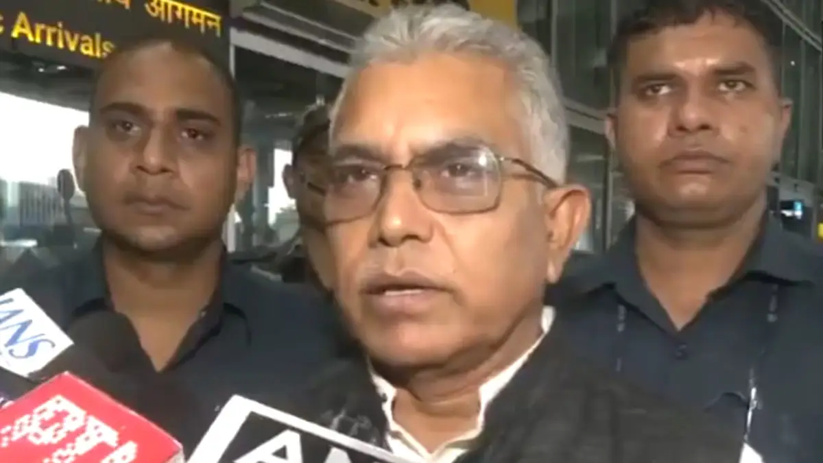 Dilip Ghosh: কৃতিত্ব নেওয়ার বেলা আগে চলে আসবে, মমতা বন্দ্যোপাধ্যায়ের মন্তব্যের সমালোচনায় দিলীপ ঘোষ