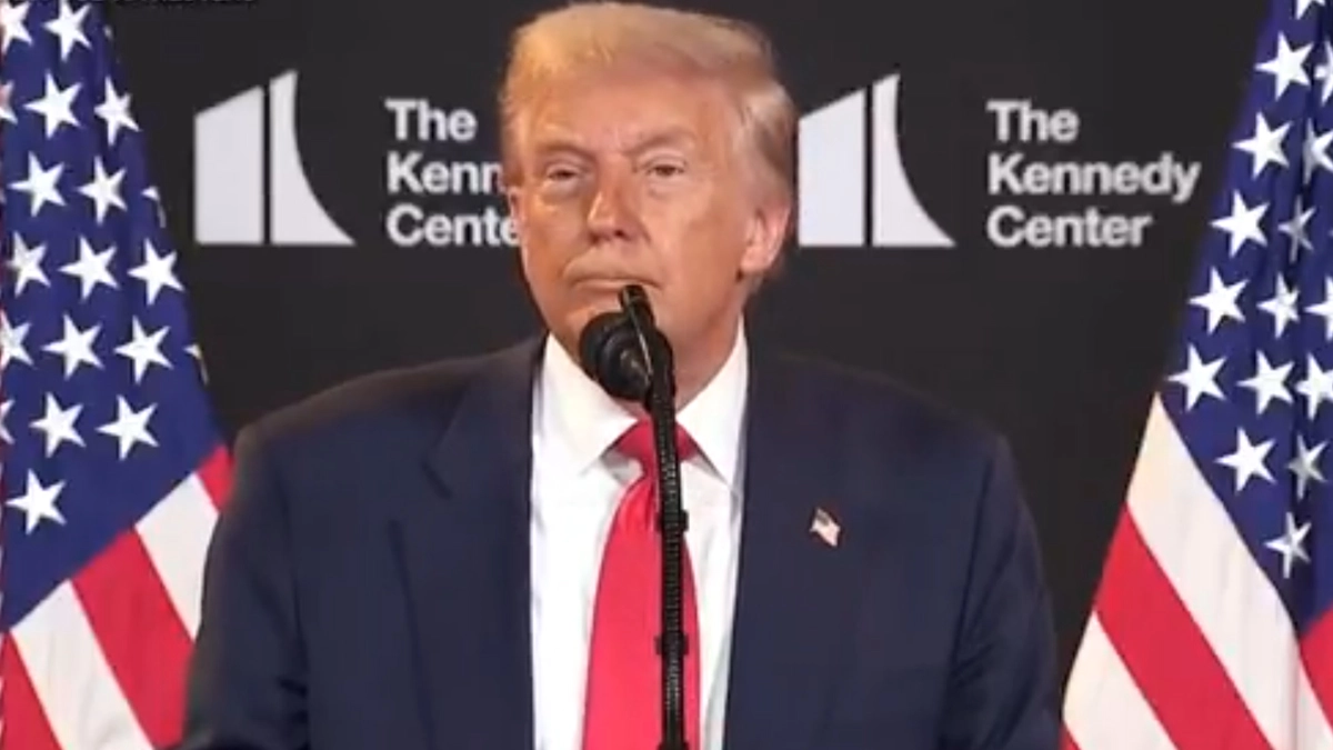 Donald Trump: রাশিয়ানরা হ্যাকিং করতেই পারে, তবে আমরাও পারি, মার্কিন আদালতের ডেটাবেস হ্যাক নিয়ে পুতিনকে হুমকি ট্রাম্পের