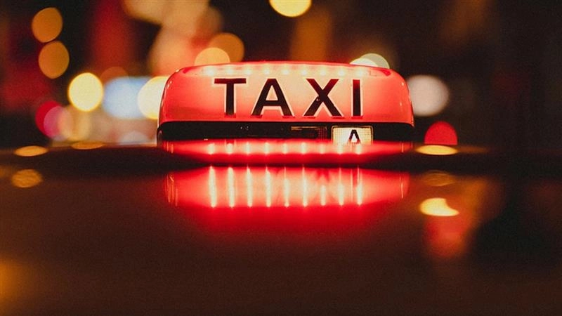 Indian Attack in Ireland: ‘নিজের দেশে ফিরে যাও’, ভারতীয় ক্যাব চালকের উপর বোতল দিয়ে হামলা