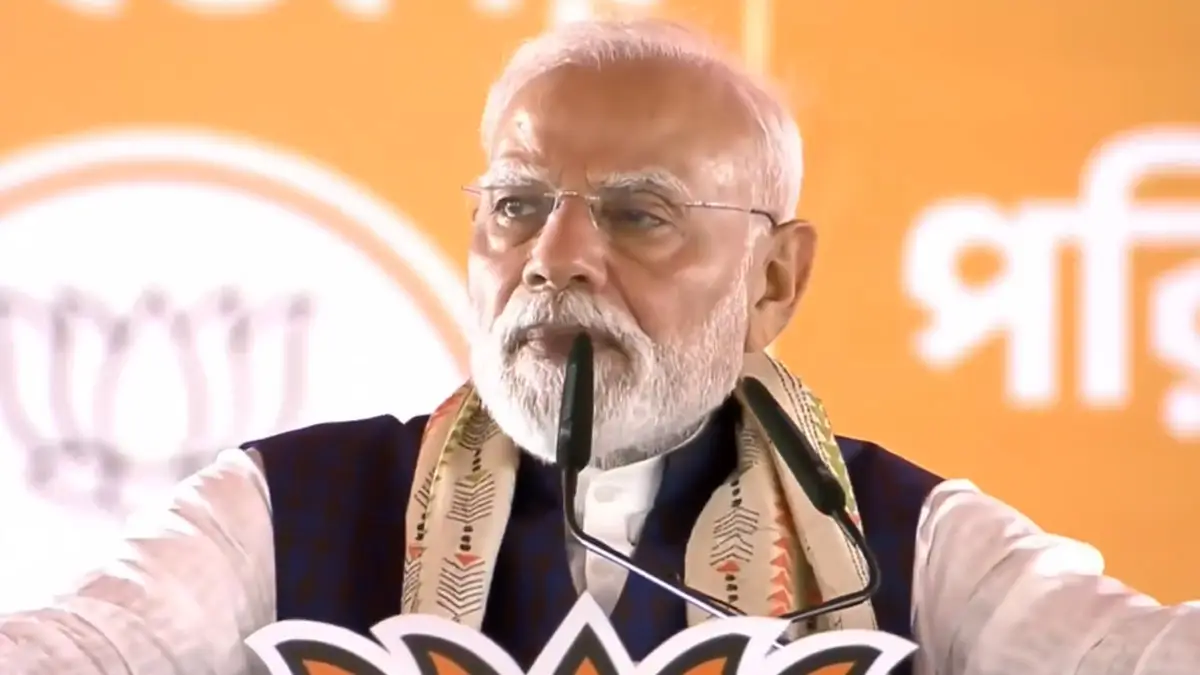 PM Narendra Modi: তৃণমূল বাংলার উন্নতি চায় না, বিজেপির সভামঞ্চ থেকে আক্রমণ শানালেন প্রধানমন্ত্রী নরেন্দ্র মোদী