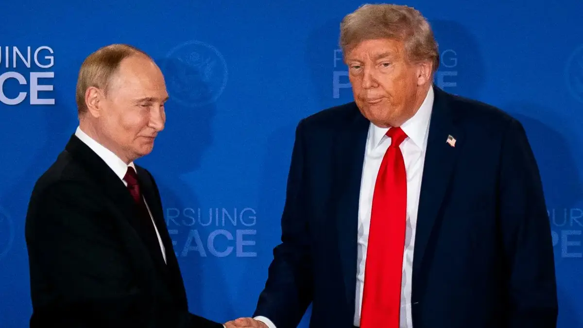 Russian Oil: ট্রাম্পের আচমকা নিষেধাজ্ঞায় সমুদ্রে অনিশ্চয়তায় ভাসছে ৪৮ মিলিয়ন ব্যারল রুশ তেল