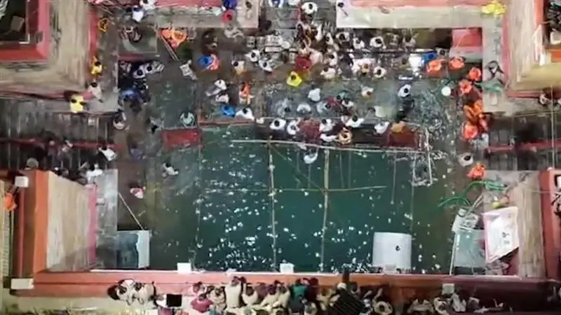 Lolark Kund: সূর্য কাঁপছে! লোলার্ক কুণ্ডে পবিত্র স্নানে বিশাল ভক্তের সমাগম, দেখুন ভিডিও