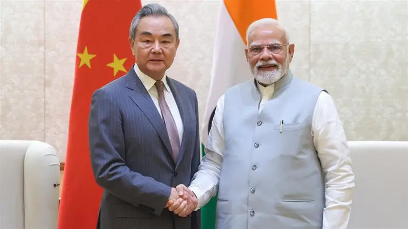 PM Modi- China FM Wang Yi Talks: কাছাকাছি দুই দেশ, চিনের বিদেশমন্ত্রী ওয়াং ই-এর সঙ্গে দিল্লিতে বৈঠক প্রধানমন্ত্রী মোদীর