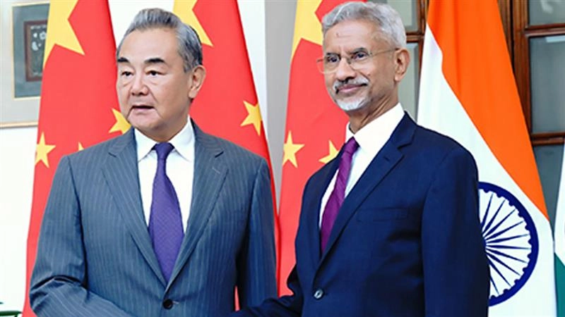 India-China: ভারতকে সার, দুর্লভ মাটি ও টানেল বোরিং মেশিনের চাহিদা পূরণের আশ্বাস দিল চিন