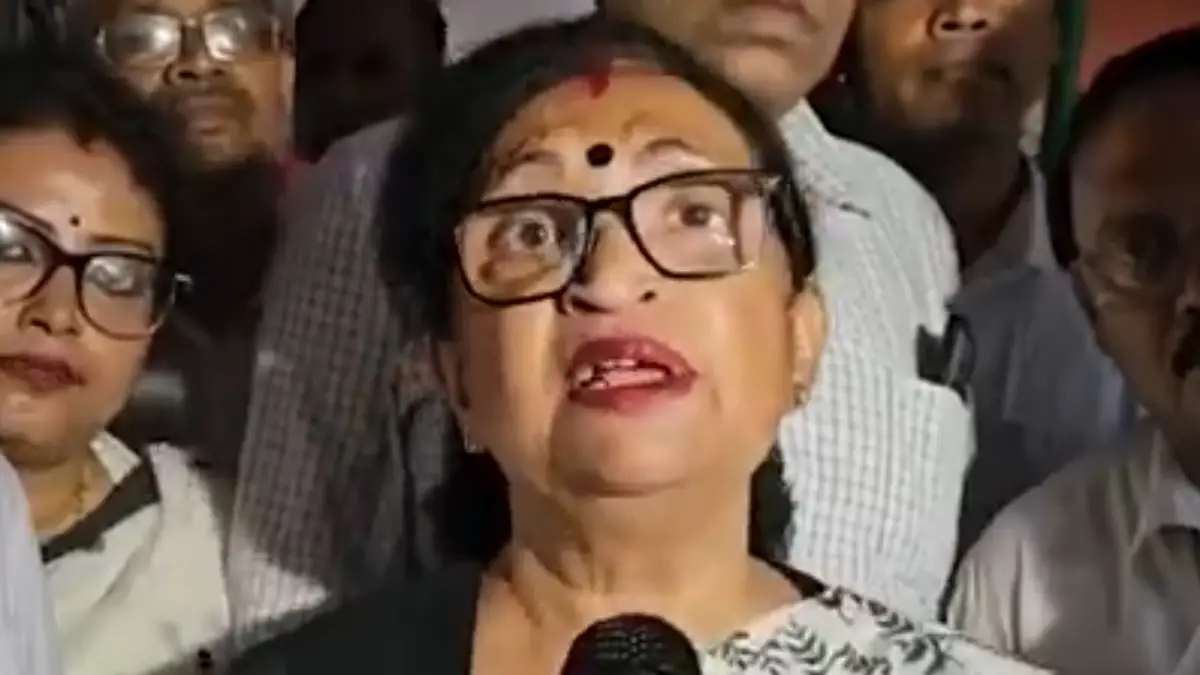 Chandrima Bhattacharya: এসআইআর সারা দেশে শুরু হচ্ছে না কেন? কমিশনের নিরপেক্ষতা নিয়ে প্রশ্ন তুললেন চন্দ্রিমা ভট্টাচার্য