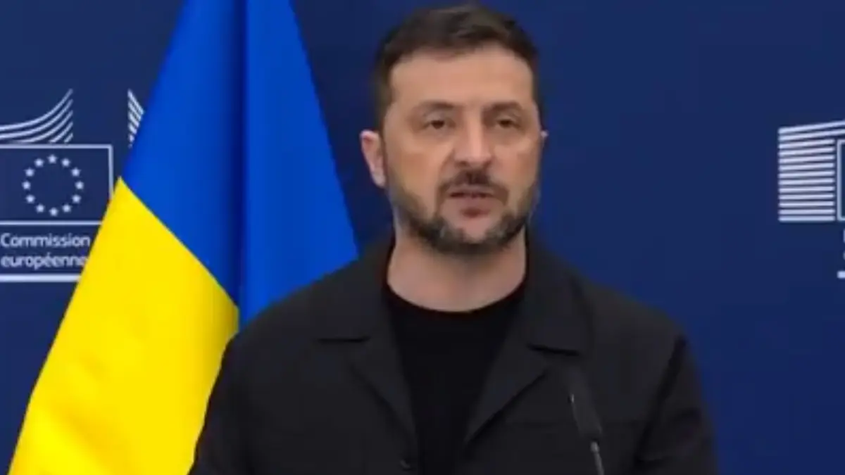 Russia-Ukraine War: কোনও জমি ছেড়ে দেওয়াই অসম্ভব, ট্রাম্পের সঙ্গে বৈঠকের আগেই পুতিনকে বার্তা জেলেনস্কির