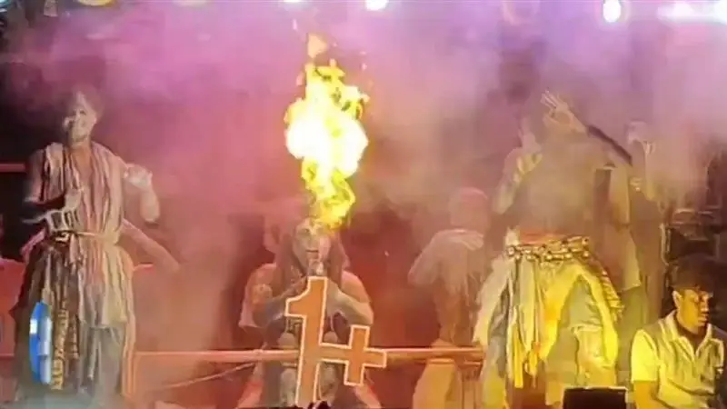 Actor's Shocking Death Video: মেলার মাঠে বাজছে ডিজে, ধুম ধাড়াকা নাচ, তার মাঝেই হঠাৎ মৃত্যুর ছোবল নাটকের 'শঙ্কর ভগবানের', অভিনেতার মৃত্যুর লাইভ ভিডিয়ো দেখল মানুষ