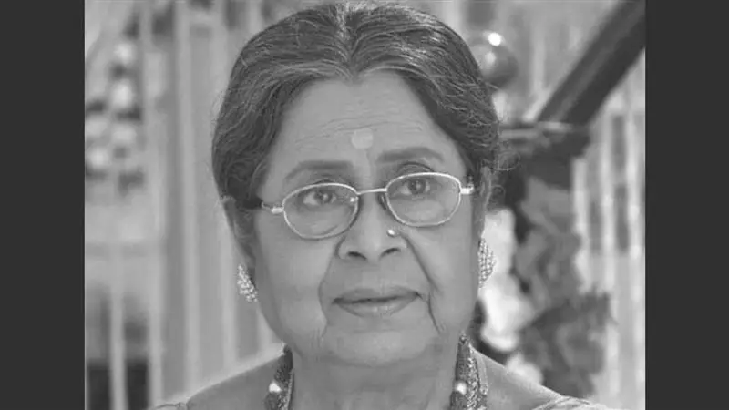 Basanti Chatterjee Dies: টলিপাড়ায় শোকের ছায়া, প্রয়াত বর্ষীয়ান অভিনেত্রী