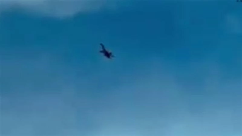 Chinese Jet Viral Video: উপকূলরক্ষী বাহিনীর চপারের একেবারে কাছে চলে এল চিনা যুদ্ধ বিমান, ভাইরাল ভিডিয়ো