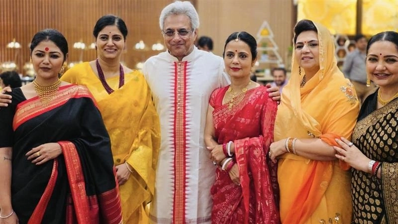 Mahua Moitra-Pinaki Misra's Reception: দিল্লিতে মহুয়া মৈত্র, পিনাকী মিশ্রের জমকালো রিসেপশন, সায়নী, রচনা, জুনদের সঙ্গে হাজির সোনিয়া গান্ধীও