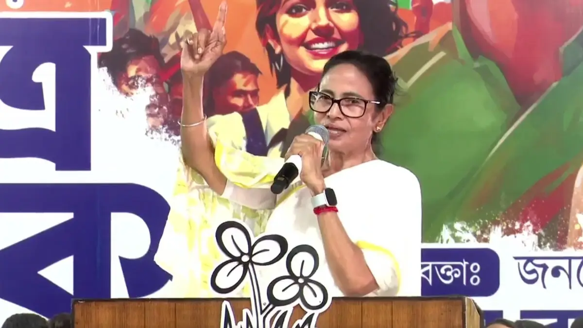 Mamata Banerjee: 'ভাষা সন্ত্রাস মানছি না', মেয়ো রোড থেকে হুঙ্কার মুখ্যমন্ত্রীর