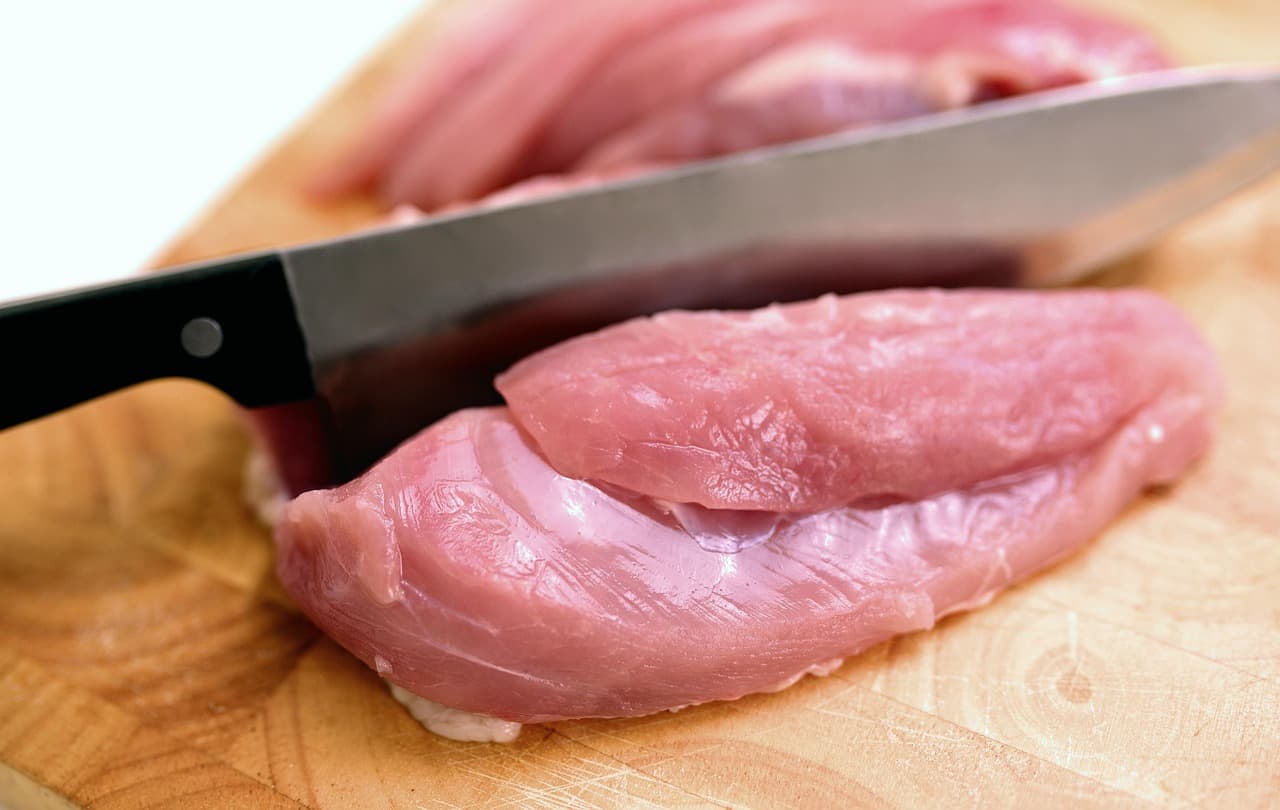 Close Meat Shops on I-Day: স্বাধীনতা দিবসে মাংসের দোকান বন্ধ রাখার নির্দেশ, ১৫ আগস্ট মাটন পার্টির পরিকল্পনা জিতেন্দ্রর