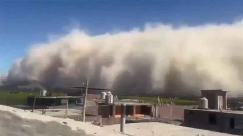 Sand Storm In Peru Video: প্রলয় শুরু হল পৃথিবীতে? ভূমিকম্প, সুনামির পর শুরু হল ধুলোর ঝড়, কার রোষে পড়ছে মানুষ, দেখুন ভিডিয়ো
