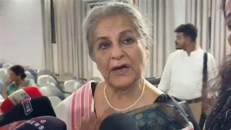 'Bangladeshis Can Stay In India': 'ভারতে থাকতে পারেন বাংলাদেশিরা', সায়েদা হামিদের বক্তব্য ঘিরে তোলপাড়, বিক্ষোভ সোনিয়া ঘনিষ্ঠর বিরুদ্ধে দেখুন