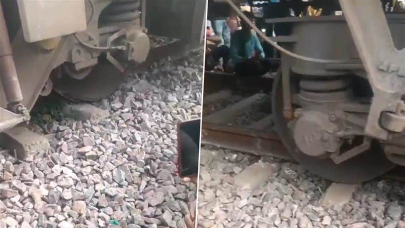 Train Derailment: দুঃস্বপ্নের ঘেরাটোপ; ফের ট্রেন দুর্ঘটনা, রেললাইন থেকে ছিটকে গেল বগি, দেখুন