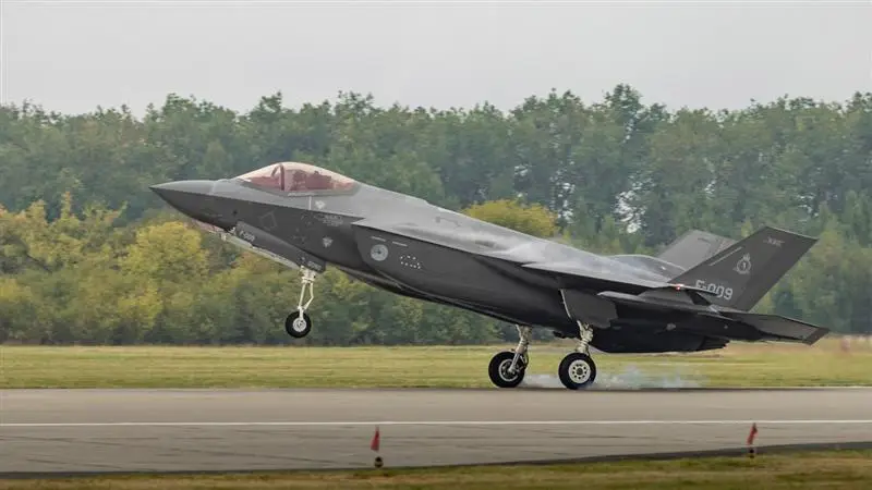 Russia-Ukraine War: পোল্যান্ডের আকাশসীমায় অনুপ্রবেশেকারী রাশিয়ান ড্রোনগুলিকে নামিয়ে ফেলল ডাচ এফ-৩৫