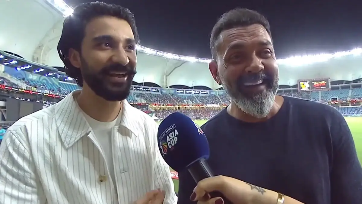 Raghav Juyel Sanjana Ganesan, Cricket Viral Video: 'অখি দুনিয়া এক তরফ, মেরা বুমরা এক তরফ', রাঘব জুয়েলের ডায়লগে বুমরাহর প্রশংসা স্ত্রী সঞ্জনার