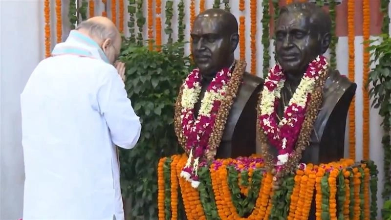 Deen Dayal Upadhyay: পণ্ডিত দীনদয়াল উপাধ্যায়ের ১০৯তম জন্মবার্ষিকীতে নাড্ডা ও অমিত শাহর শ্রদ্ধাঞ্জলি