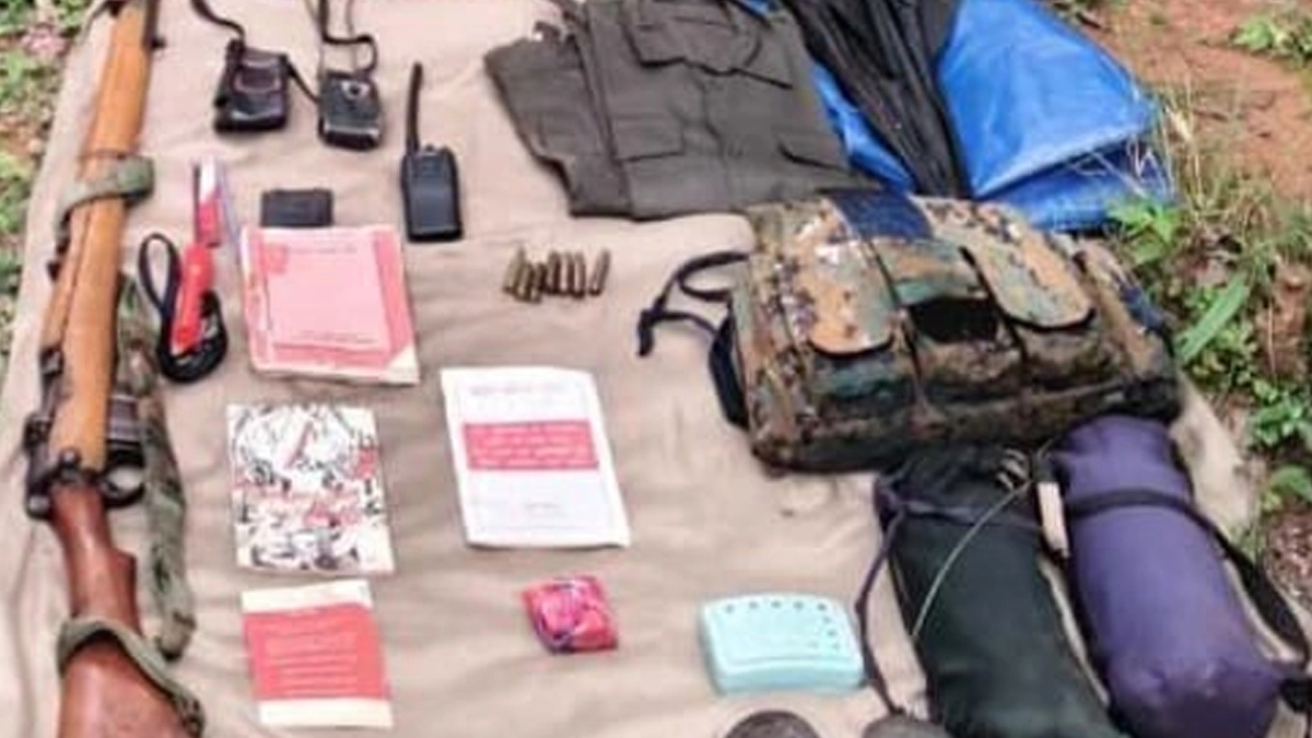 Chhattisgarh: ছত্তিশগড়ে নিরাপত্তা বাহিনীর গুলিতে ফের খতম মাওবাদী, উদ্ধার একাধিক অস্ত্র