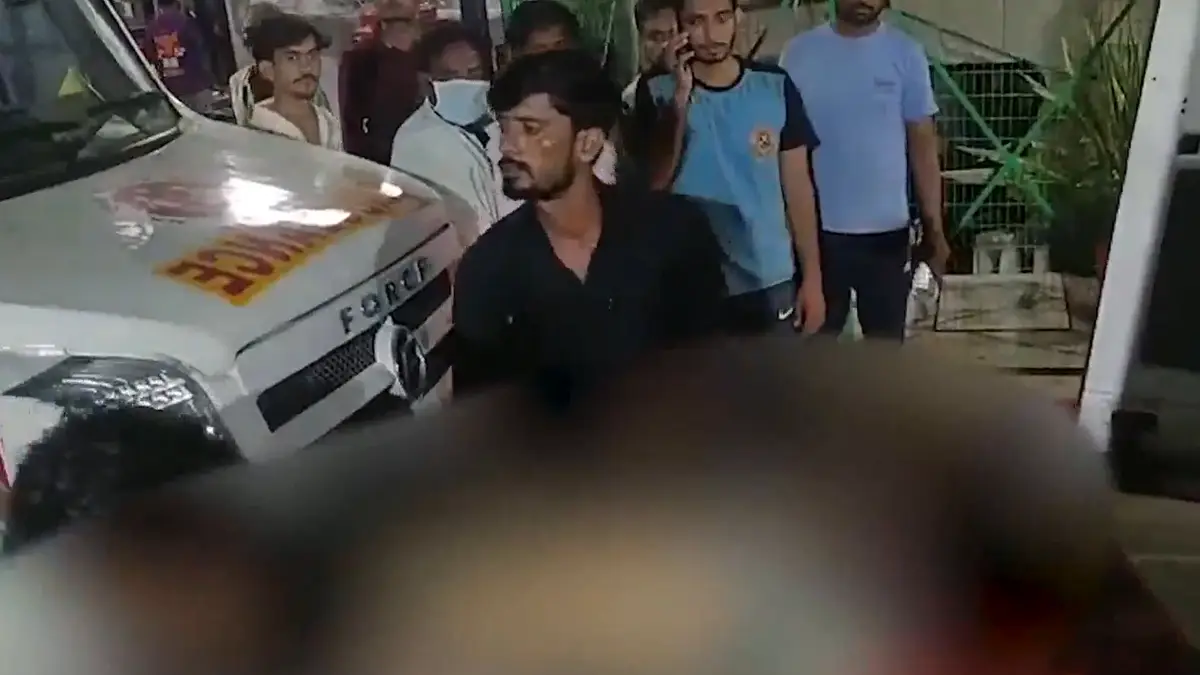 Lucknow Road Accident: কারোরিতে খাদে পড়ে ভয়াবহ বাস দুর্ঘটনা, ৫ যাত্রীর মৃত্যু, আহত অনেকে, জারি উদ্ধারকাজ