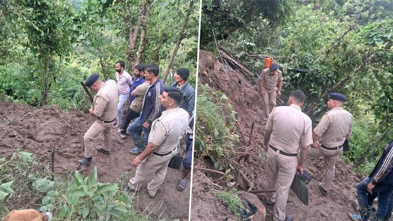Landslide: মান্ডিতে ভয়াবহ ভূমিধসে ৩ জনের মৃত্যু, উদ্ধার অভিযান অব্যাহত