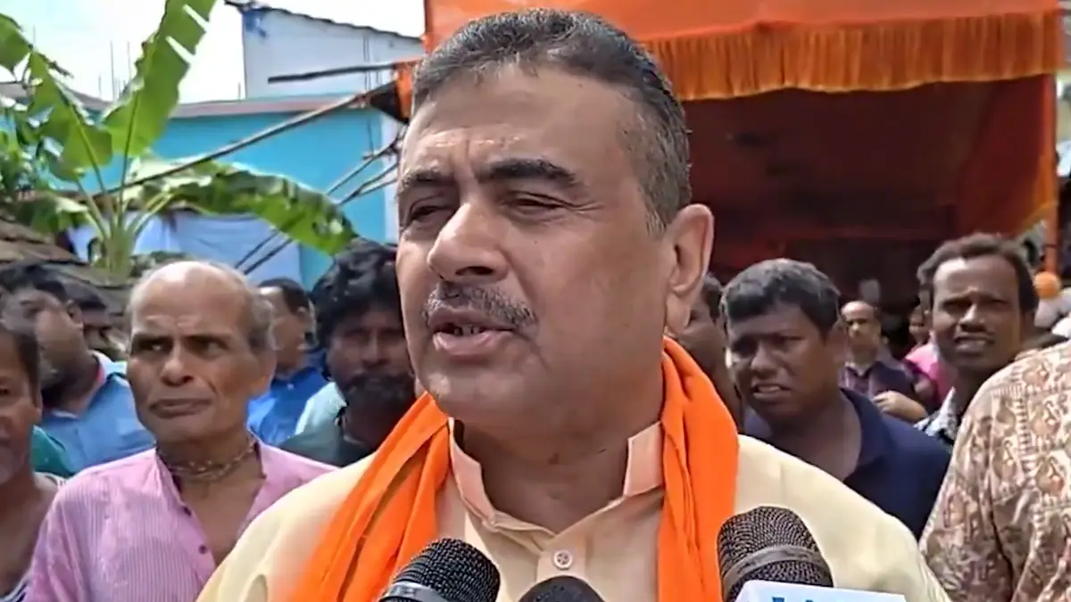 Suvendu Adhikari: অভদ্র ভাষায় আক্রমণ করা শেখানো হয়, তৃণমূল নেত্রীর পাশে দাঁড়ালেন শুভেন্দু অধিকারী