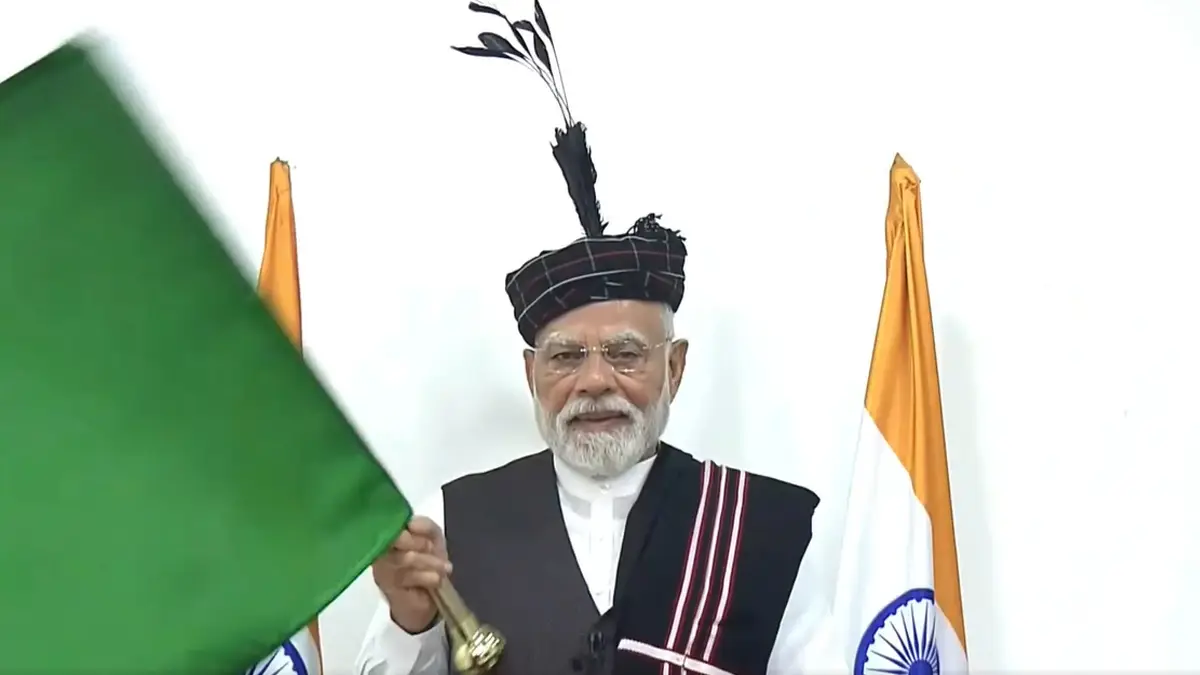 PM Modi in Manipur: হিংসা ক্ষত মণিপুরে পা রাখলেন মোদী, বুকে বেদনা নিয়ে  প্রধানমন্ত্রীকে স্বাগত জানাচ্ছে ইম্ফল