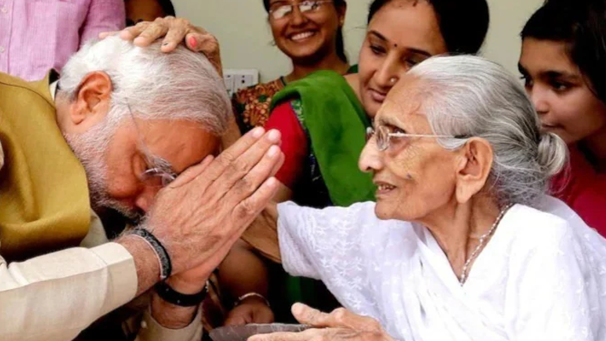 PM Narendra Modi: প্রধানমন্ত্রী নরেন্দ্র মোদীর স্বর্গীয় মাকে নিয়ে ডিপফেক ভিডিয়ো, কংগ্রেস নেতৃত্বের বিরুদ্ধে দায়ের এফআইআর