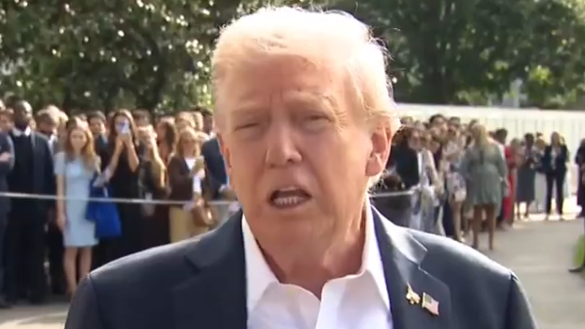 Donald Trump: বন্দিদের ফিরিয়ে দিতে হবে, তবেই বন্ধ হবে যুদ্ধ, ইজারায়েলের পাশে দাঁড়িয়ে কড়া বার্তা ট্রাম্পের