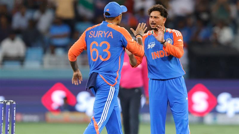 AUS vs IND 1st T20I Toss Update: টসে হেরে প্রথমে ব্যাট করছে ভারত, একনজরে ভারত বনাম অস্ট্রেলিয়া দু'দলের একাদশ