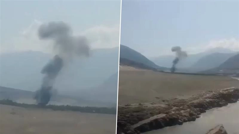 Pakistan: পাকিস্তানের দুর্গতি, হুড়মুড় করে মাটিতে মুখ থুবড়ে পড়ল হেলিকপ্টার, দেখুন ভিডিয়ো