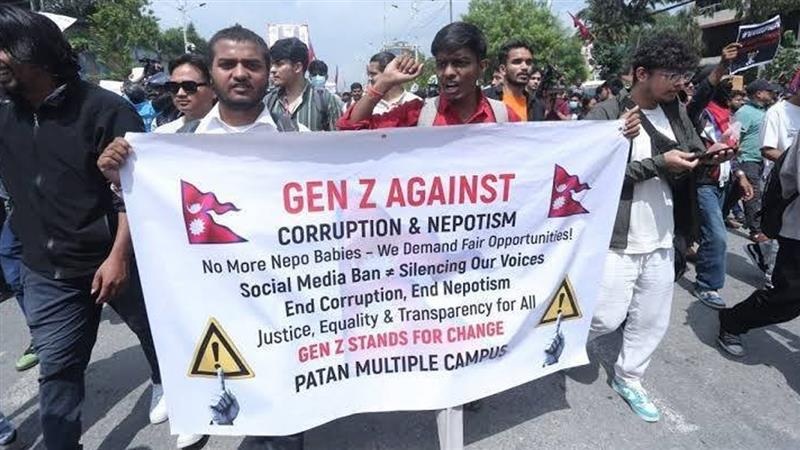 'Hindu Rashtra' Nepal: 'হিন্দু রাষ্ট্রের' স্বীকৃতি দিতে হবে নেপালকে, অগ্নিগর্ভ দেশ থেকে দাবি তুলছেন জেন জ়ি বিক্ষোভকারীরা