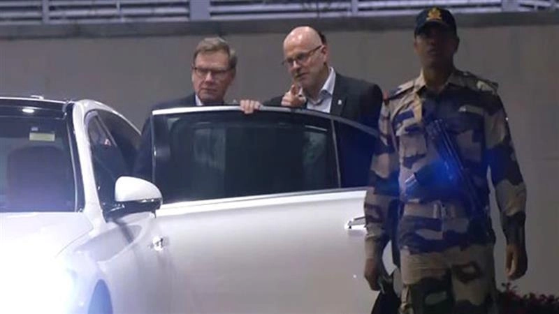 German Foreign Minister: ভারত সফরে বেঙ্গালুরু পৌঁছলেন জার্মানের বিদেশমন্ত্রী ওয়াদেফুল