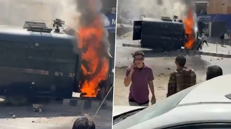 Leh-Ladakh Protest: জ্বলছে, পুড়ছে, বিক্ষোভে উত্তাল গোটা লেহ-লাদাখ, দেখুন