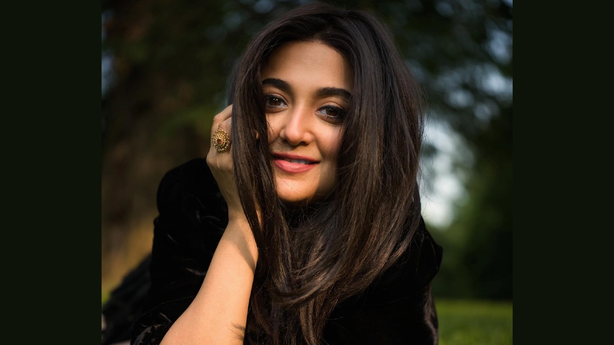 Monali Thakur Heading For Divorce? তারকা পাড়ায় আবারও বিচ্ছেদ, এবার বিয়ের সুতো ছিঁড়ছেন মোনালি ঠাকুর?