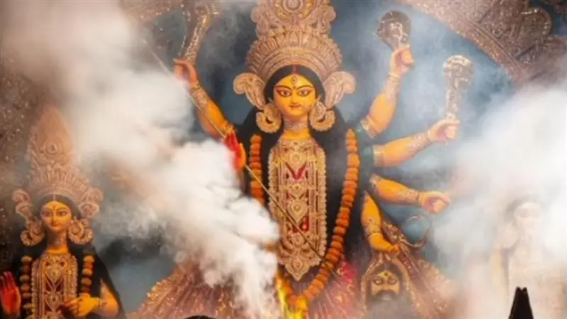 Durga Puja 2025: কলকাতার বনেদি দুর্গা পুজো কোনগুলি? শোভাবাজার রাজবাড়ি থেকে ঠনঠনিয়া, রইল সবকটির গল্প