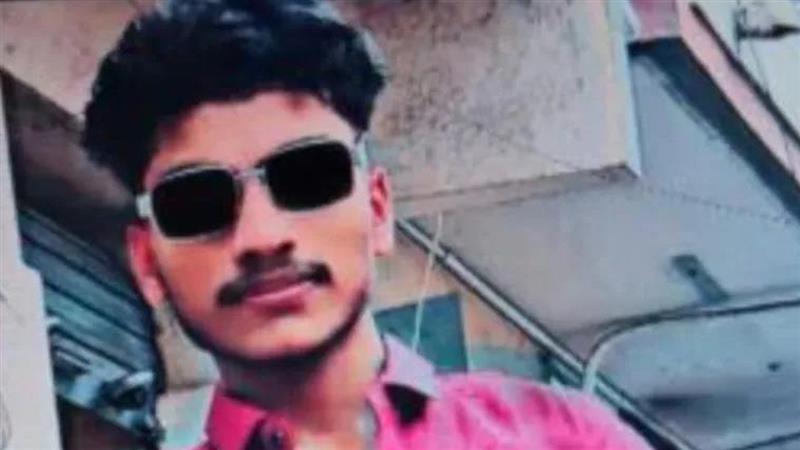 Gujarat Shocker: দাদুর মৃত্যুর পোস্টে হাসির ইমোজি, এই নিয়ে বিবাদের জেরে খুন যুবক