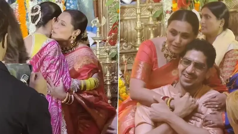 Durga Puja 2025: দুর্গা মণ্ডপে কাজল, রানির ভালবাসা, পুরোহিতের পা ছুঁয়ে প্রণাম সেরে অঞ্জলি রণবীর কাপুরের, দেখুন ভিডিয়ো